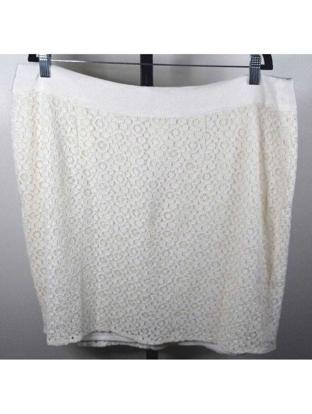 Cato Woman Ivory Lace Overlay Romantic Pencil Skirt Plus Size 20W Business